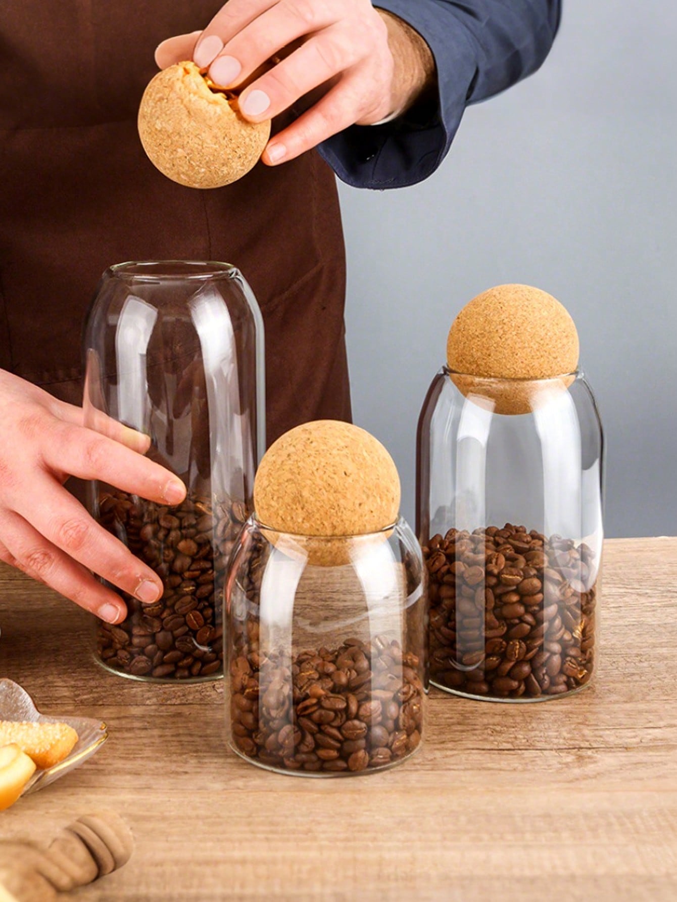 3pcs, 1200ml/41oz, 800ml/27oz, 500ml/17oz Glass Cups, Large Capacity Sealed Glass Storage Container With Spherical Cork Stopper, Reusable, Perfect For Storing Food, Coffee, Tea, Flowers, Nuts, Candies, Etc. - A Must-Have For Kitchen Storage
