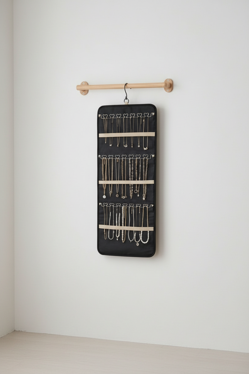 Jewelry organizer necklace hook side